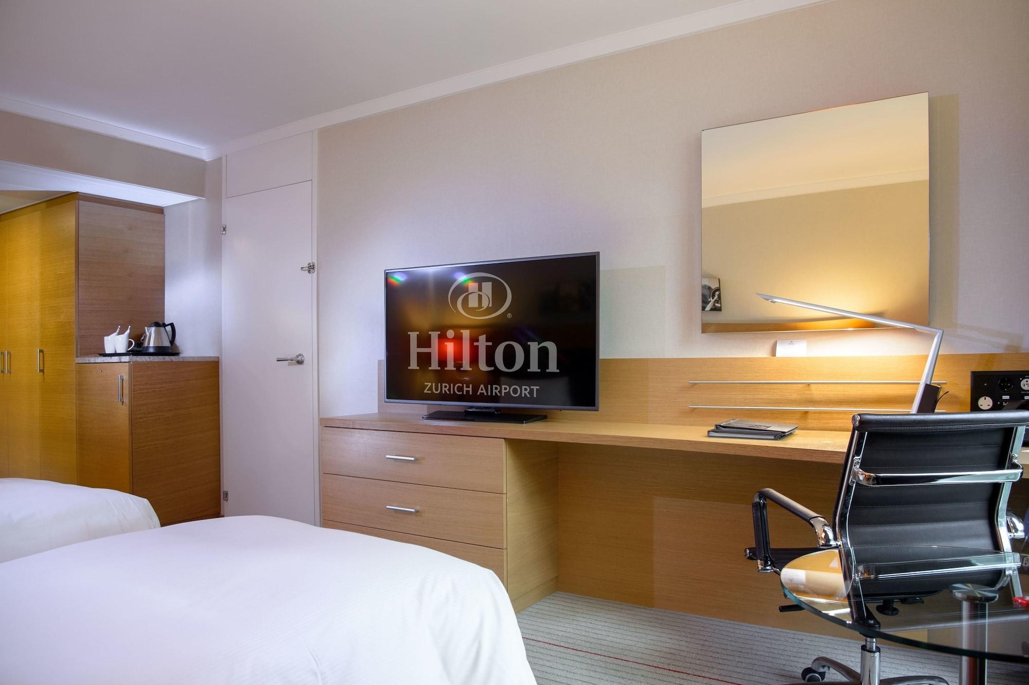 Hilton Zurich Airport Otel Opfikon-Glattbrugg Dış mekan fotoğraf